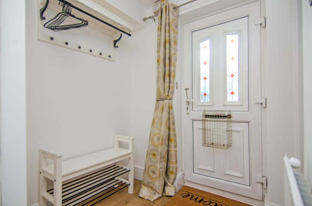 Cosy Lichfield Apartment Exterior foto