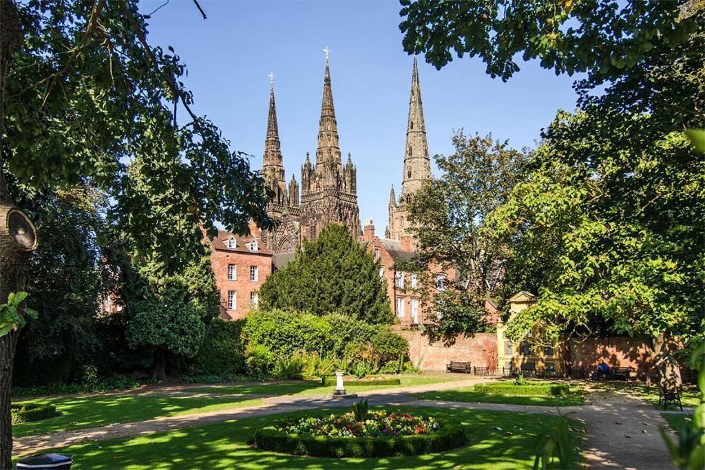 Cosy Lichfield Apartment Exterior foto